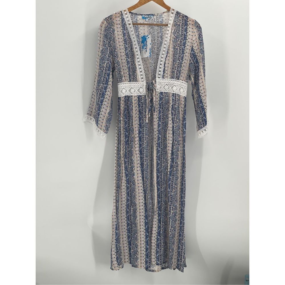 Rebellion Again Kimono Kaftan Womenโs Small Coverup Floral Laceโ Long Sleeve New